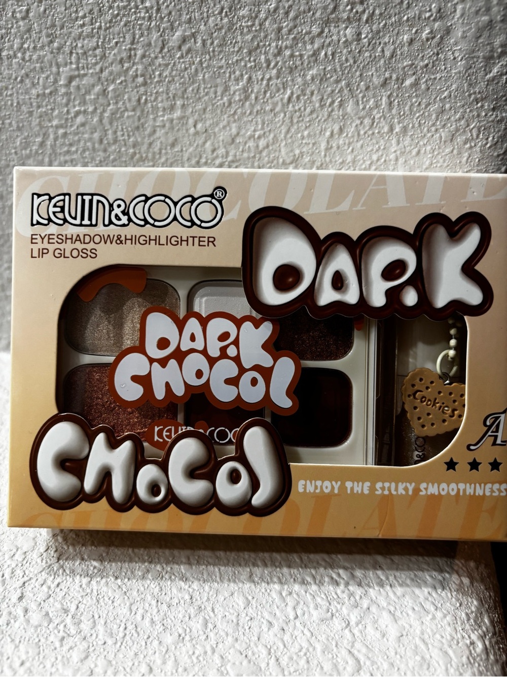 KEVIN&COCO Dark Chocol Eyeshadow & Highlighter Palette - Brown Shades